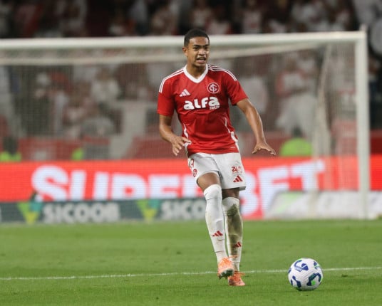 Inter anuncia venda de Luis Otávio para o futebol dos Estados Unidos