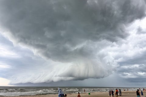 "O El Niño tende a aumentar a frequência e a intensidade das chuvas no Rio Grande do Sul", alerta meteorologista do Inmet
