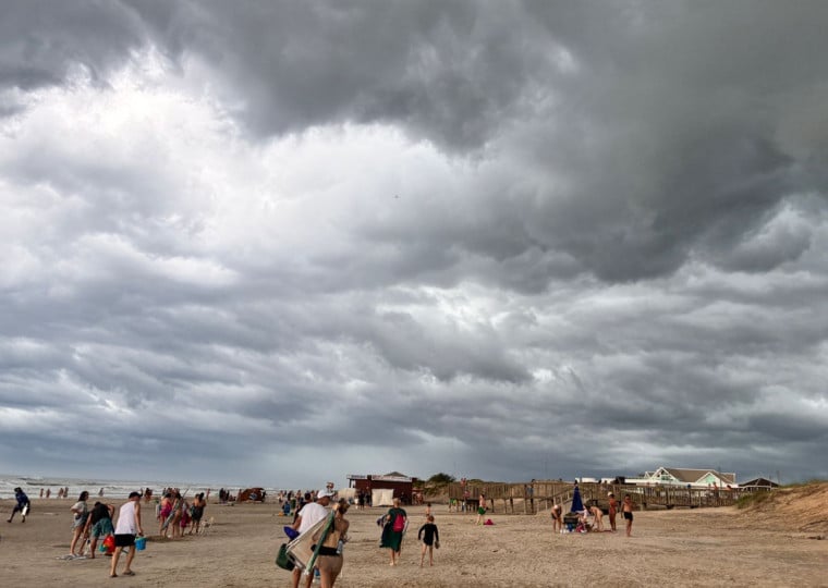 Ciclone bomba, fenômeno que atinge o RS, deve causar chuva forte com possibilidade de granizo