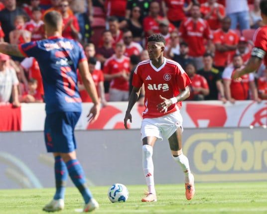 Cruzeiro desiste de Vitão e abre caminho para Flamengo