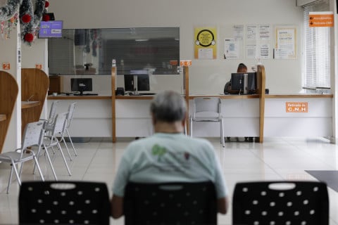 Exame toxicológico para CNH ainda não é obrigatório no RS, mas autoecolas divergem