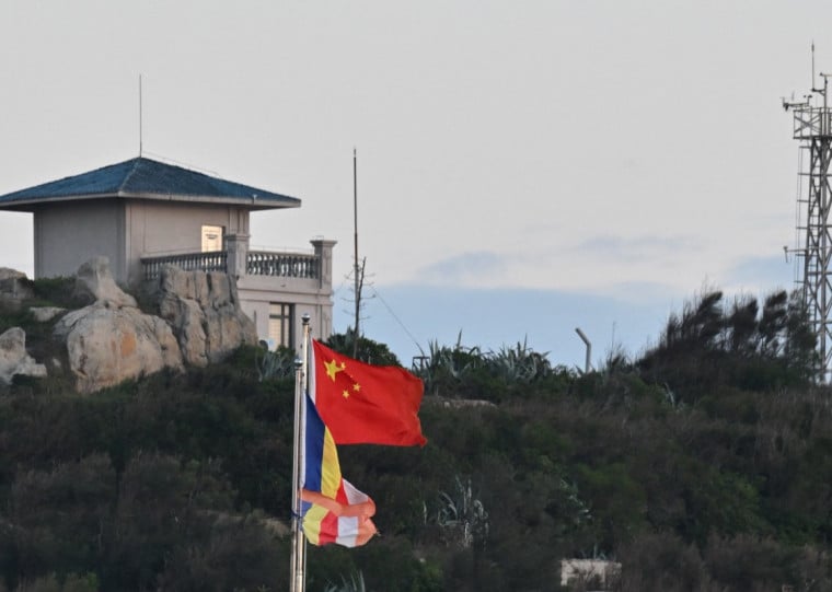 Declarações vieram após as Forças Armadas chinesas conduzirem 10 horas de manobras com fogo real