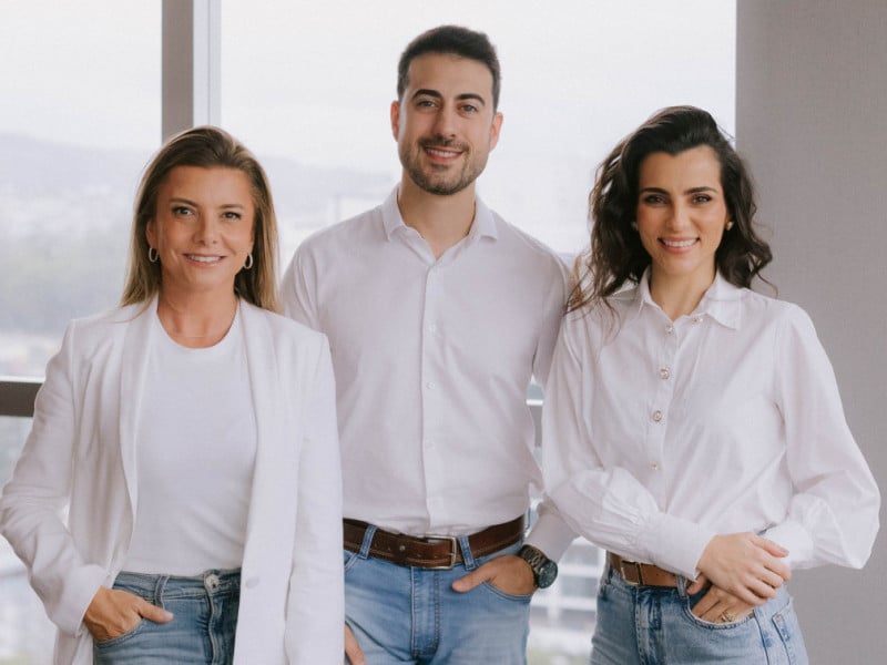 Camila Melnick, Andr&eacute; Borba e Caroline Turri s&atilde;o os nomes &agrave; frente da plataforma &Iacute;mPares<br />Foto: &Iacute;mpares/Divulga&ccedil;&atilde;o/JC