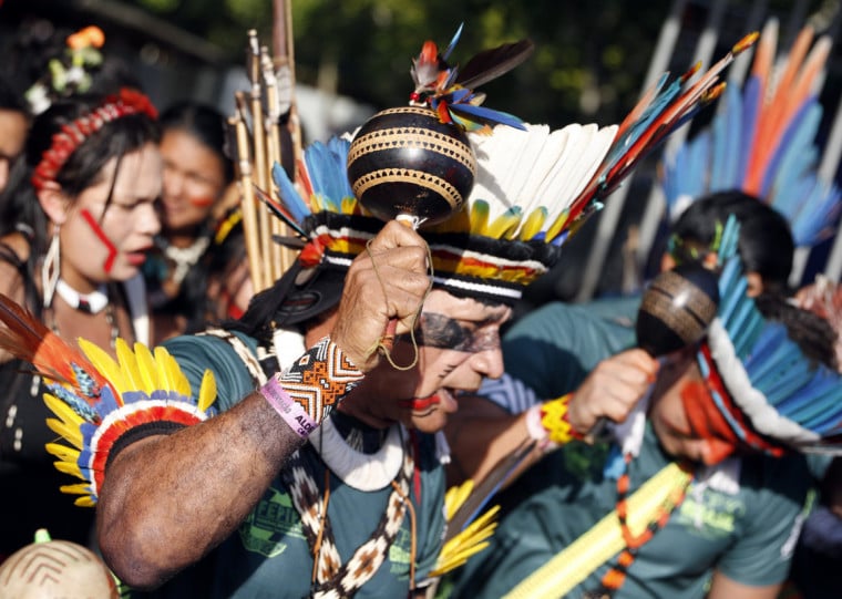 Um levantamento da organização não governamental Survival International aponta que em todo o globo existem 196 povos indígenas isolados