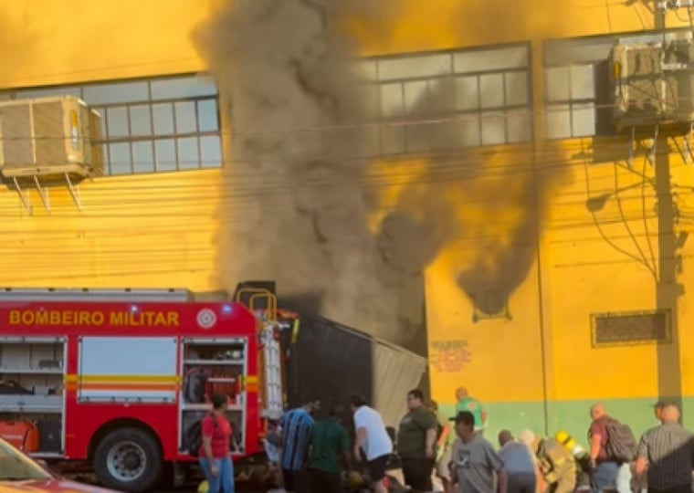 O incêndio em Santana do Livramento aconteceu na manhã desta quarta-feira (31)