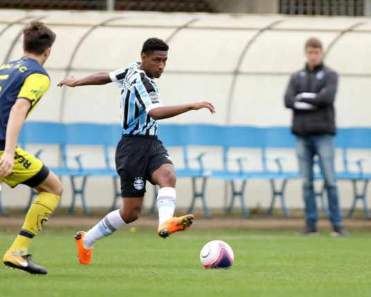Grêmio acerta contratação de Tetê junto ao Panathinaikos