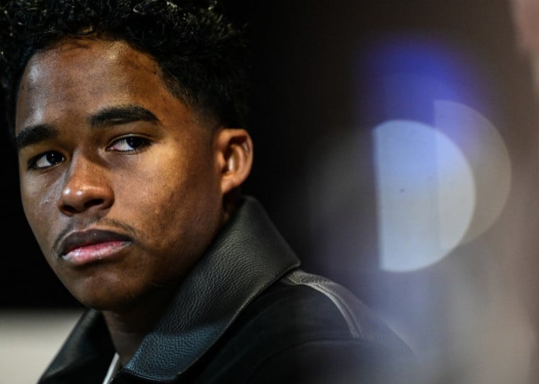 Pressão sobre o atleta aumenta em momento decisivo na Ligue 1 e para convocação da Copa do Mundo