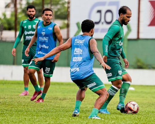 Avenida aposta na continuidade para evitar luta contra o rebaixamento no Estadual