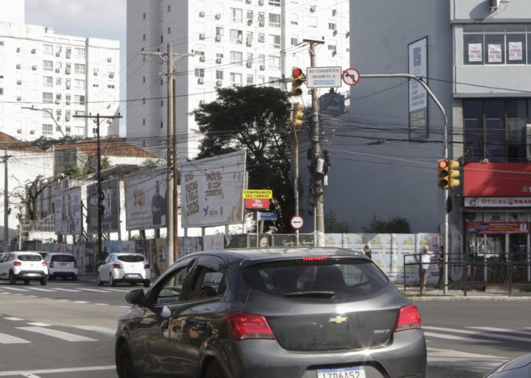 Os primeiros pontos monitorados serão os cruzamentos da Avenida Protásio Alves com a Rua Vicente da Fontoura e o da Avenida Bento Gonçalves com a Princesa Isabel