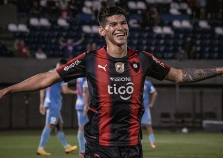Atacante fez apenas três gols em 22 jogos na temporada passada