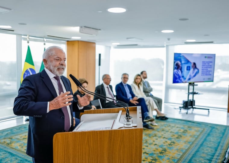 Assinatura do veto ocorreu durante ato promovido pelo governo federal na manhã de 8 de janeiro