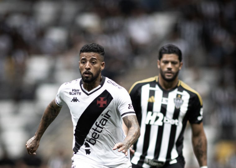 Jogador atuou na última temporada pelo Vasco