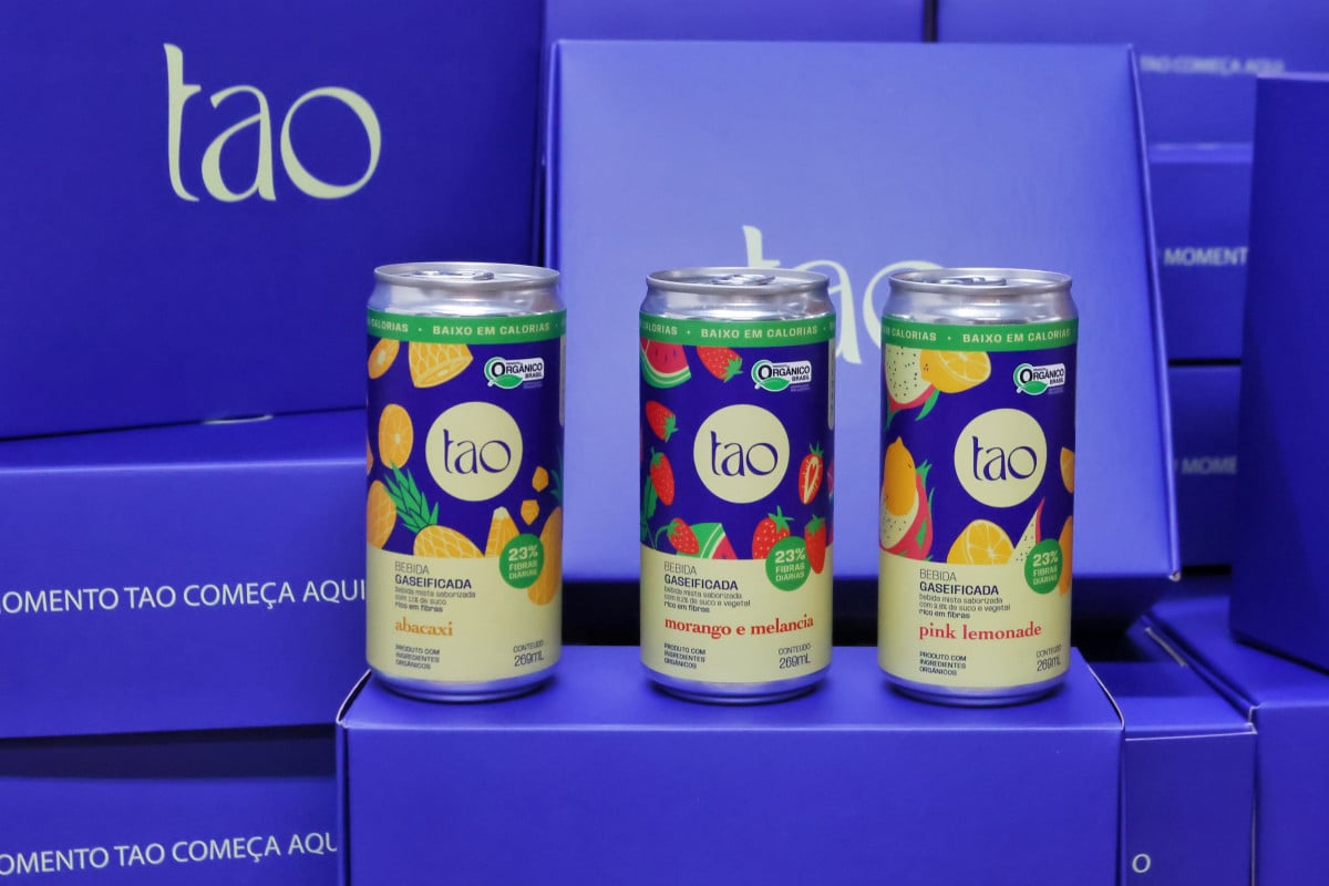 O novo produto da TAO conta com quatro sabores: abacaxi, morango & melancia e pink lemonade | DANI BARCELLOS/ESPECIAL