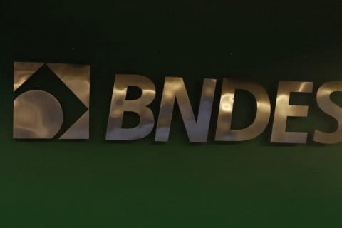 Clubes procuram governo e discutem programa para renegociar dívidas em meio à crise das bets