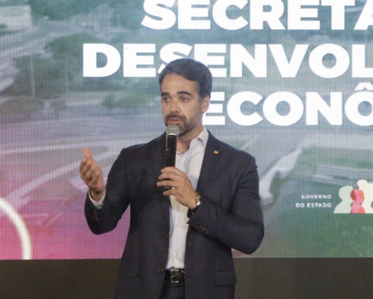 Eduardo Leite defende união entre PP e MDB no Piratini para sucessão de seu governo