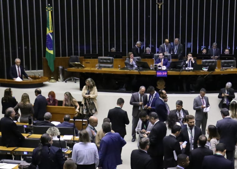 Planalto busca aprovar projetos no Congresso antes do acirramento da agenda eleitoral
