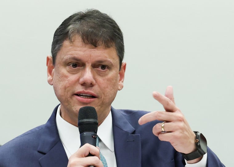 Tarcísio sempre negou que seria candidato à Presidência, embora tenha participado no segundo semestre de 2025 de eventos com tom eleitoral que o projetavam para a disputa contra Lula