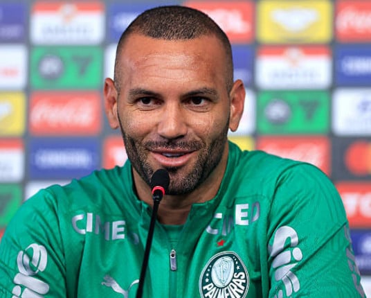 Weverton se despede do Palmeiras com 12 títulos e descontente com o banco de reservas