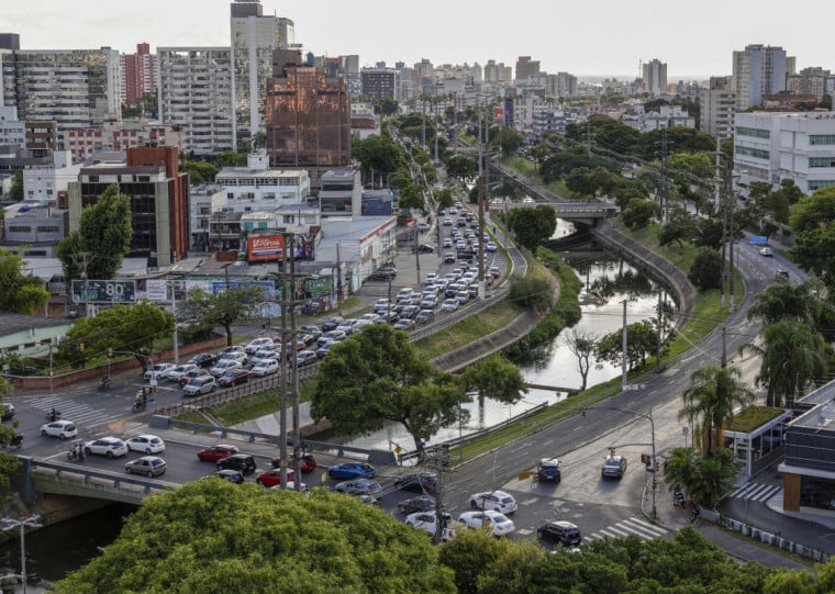 OUC abrange extens&atilde;o da Ipiranga desde a Ant&ocirc;nio de Carvalho, na Zona Leste, at&eacute; o Gua&iacute;ba; na foto, cruzamento com a avenida Silva S&oacute;