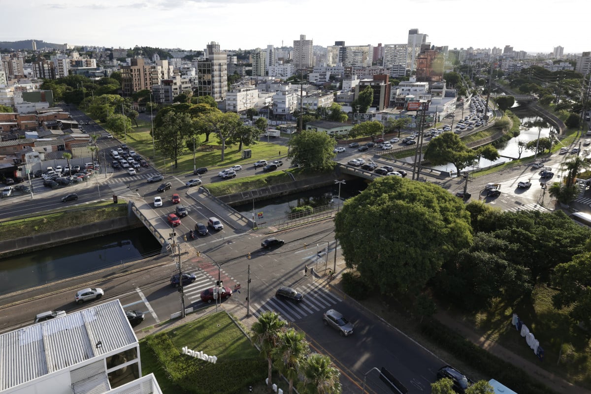 Movimento com 65 entidades se manifesta em defesa da manutenção do Plano Diretor