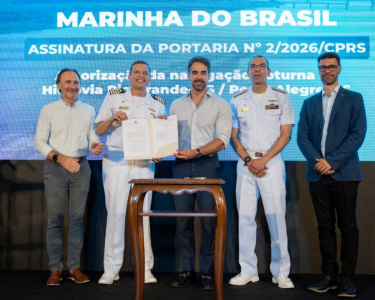 Liberação da navegação noturna melhora competitividade logística do RS