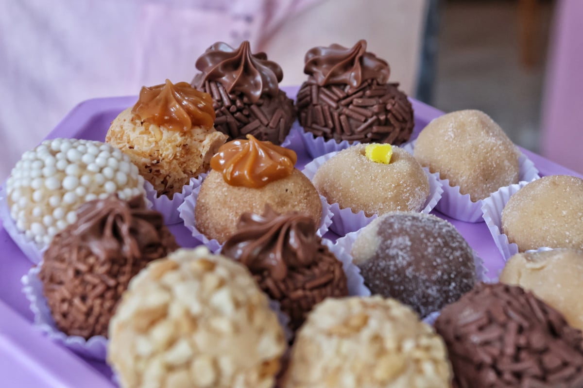 O rod&iacute;zio de brigadeiros conta com mais de 20 op&ccedil;&otilde;es de sabores diferentes | DANI BARCELLOS/ESPECIAL