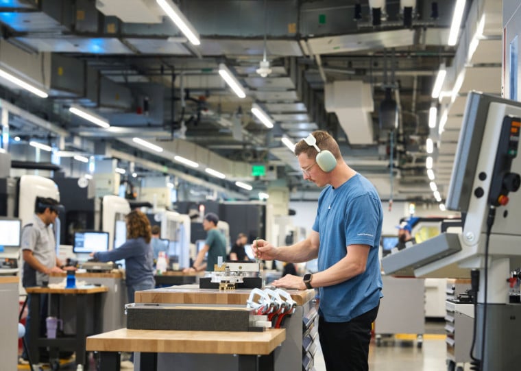 Gigantes como Nvidia, Qualcomm e Apple (na foto), não fazem a fabricação dos chips