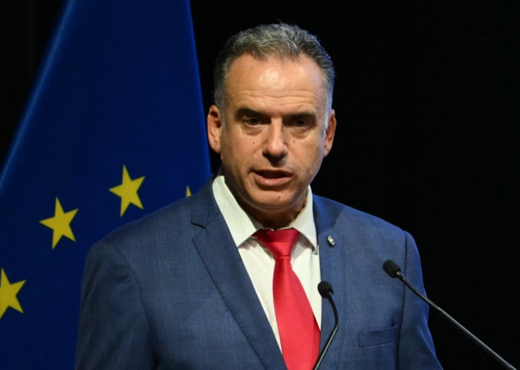 O acordo Mercosul-UE simboliza mais do que um entendimento comercial. De acordo com o presidente do Uruguai, Yamandú Orsi, esse pacto representa um compromisso com a ordem internacional baseada em regras e cooperação