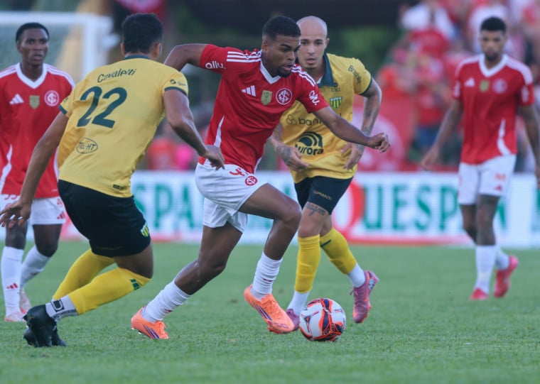 Mesmo com derrota para o Ypiranga, Inter segue líder no seu grupo