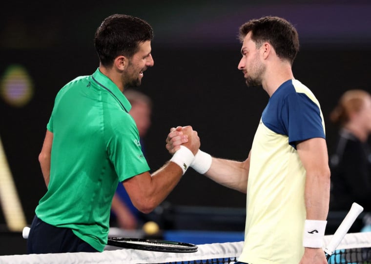 Sérvio (e) venceu o espanhol Pedro Martínez por 3 sets a 0, na Rod Laver