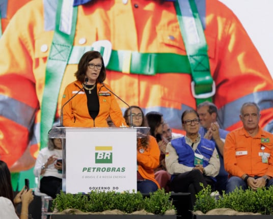 Presidente da Petrobras confirma implantação de biorrefinaria em Rio Grande