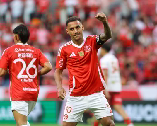 Na semana GreNal, Inter vence o Inter-SM no Beira-Rio e se isola na liderança do seu grupo
