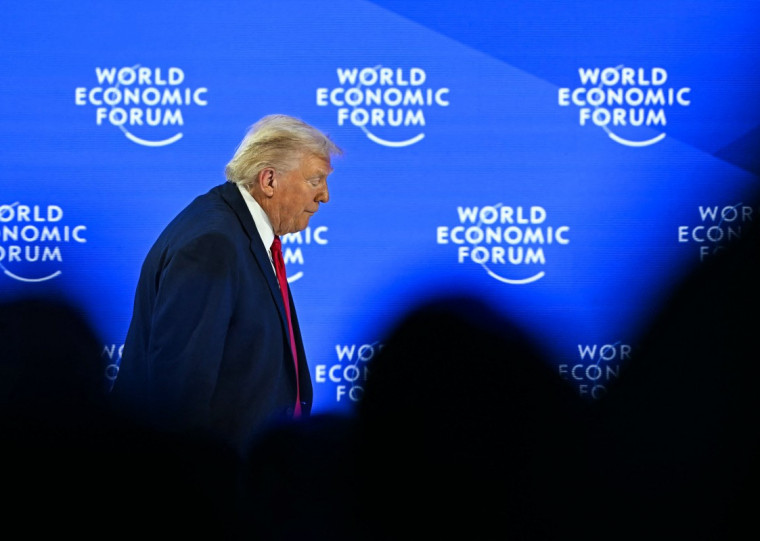 Republicano falou por mais de uma hora e sugeriu que n&atilde;o vai usar a for&ccedil;a para anexar a ilha que pertence &agrave; Dinamarca