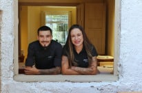 Jonathan Marques e Jéssica Bender empreendedores à frente do Urban Bittes