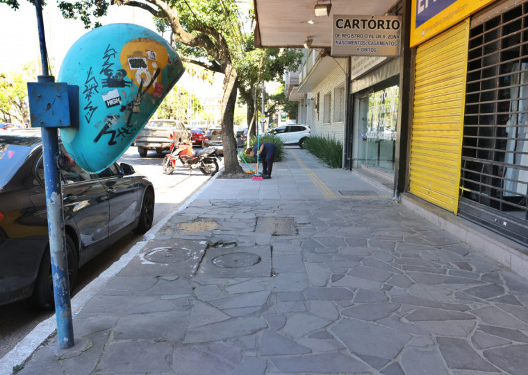 Em 2024, os aparelhos somavam 393 unidades na capital gaúcha, mas agora seriam apenas três na Osvaldo Aranha