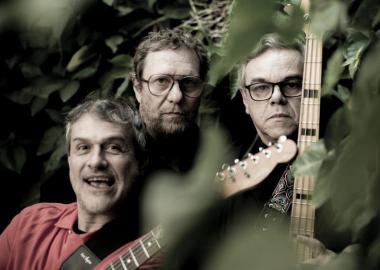 Graforréia Xilarmônica revisita o álbum 'Coisa de louco II' e apresenta repertório de quatro décadas em show no Teatro Unisinos, dentro do 27º Porto Verão Alegre