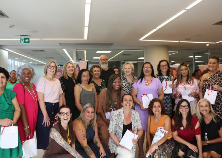 Objetivo do calendário é de ampliar o olhar sobre o enfrentamento do câncer e fortalecer o cuidado integral às pacientes.