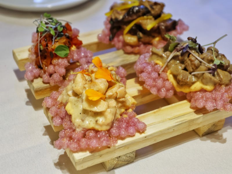 Entre as entradas, a bruschetta faz sucesso entre os clientes<br />Foto: DANI BARCELLOS/ESPECIAL