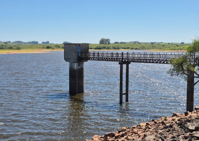 Principal barragem da cidade, a Sanga Rasa, está 3,8 metros abaixo do nível normal