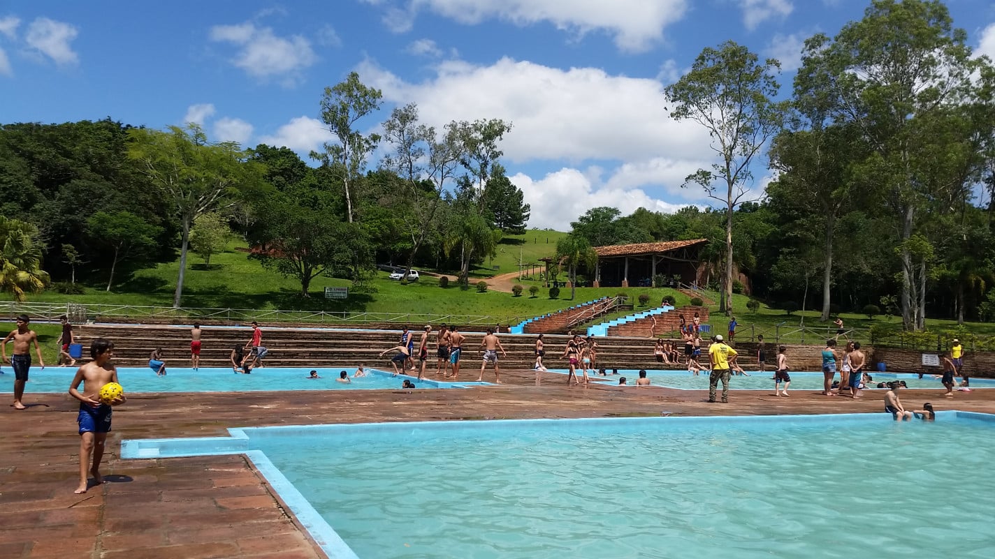 o parque tem oito op&ccedil;&otilde;es de piscinas, al&eacute;m de quiosques e restaurantes | Eco Parque da Lomba/Divulga&ccedil;&atilde;o/Cidades