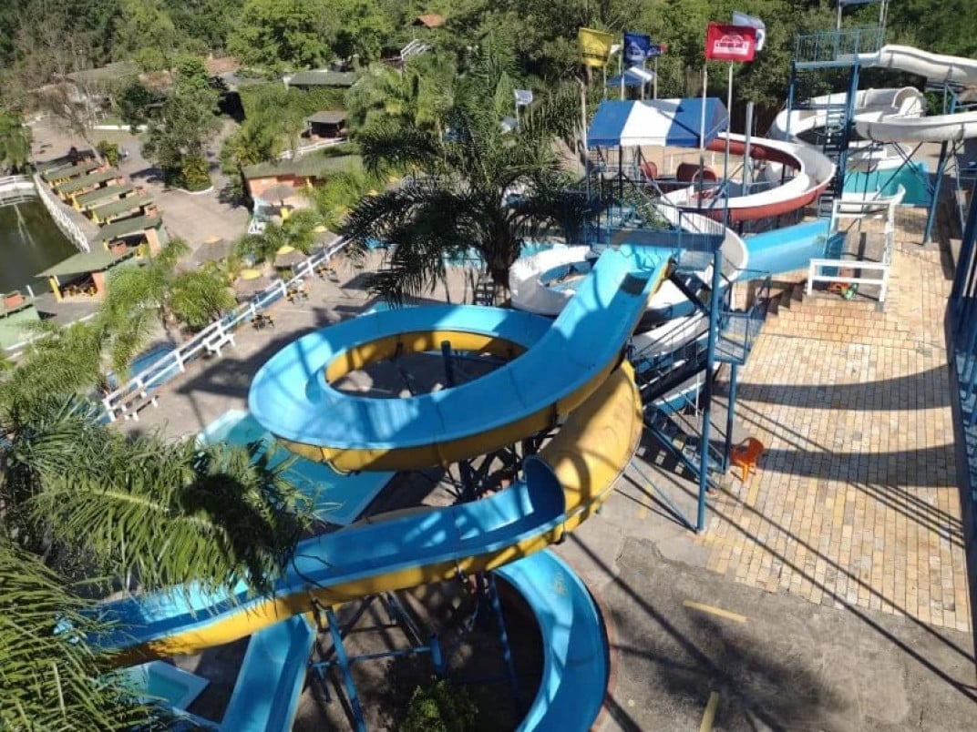 O S&iacute;tio do Beto tem espa&ccedil;os com piscinas al&eacute;m de reservas ambientais com trilhas | S&iacute;tio do Beto/Divulga&ccedil;&atilde;o/Cidades