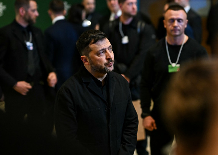 Essa foi a primeira vez que oficiais dos tr&ecirc;s pa&iacute;ses se sentaram como parte de um esfor&ccedil;o de Washington para avan&ccedil;ar na costura do acordo de paz entre Kiev e Moscou