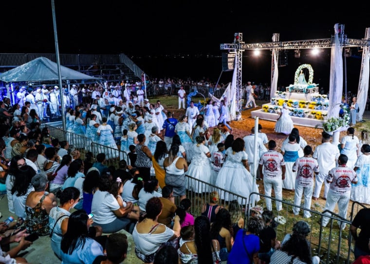 Em cidades sobretudo litorâneas, homenagens estão programadas para iniciar desde o dia 1º de fevereiro com eventos