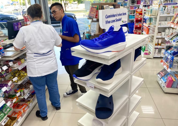 minuto varejo são joão venda calçados - tênis - chinelo farmácia - Porto Alegre 