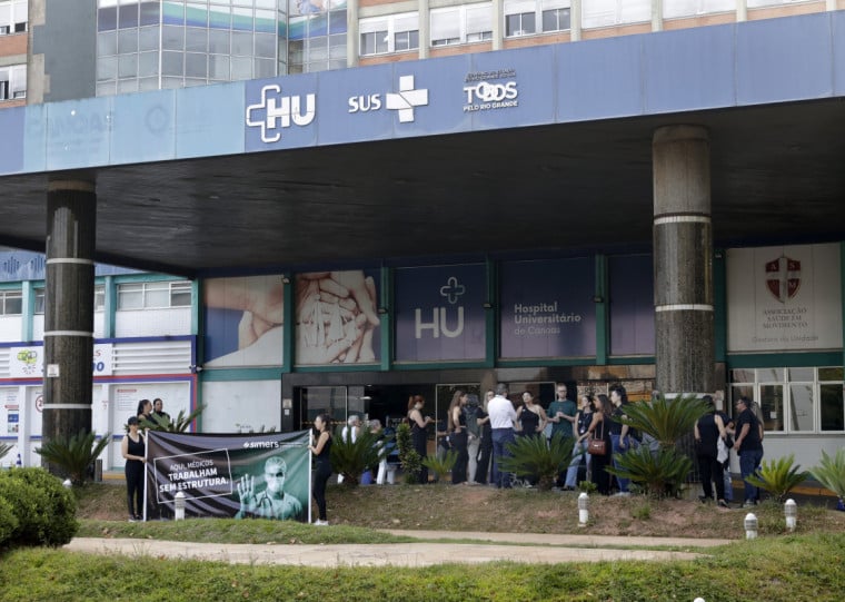 Irregularidade em pagamentos a preceptores coloca em risco a realização de cirurgias no hospital; sindicato defende intervenção federal na unidade