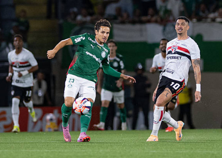 Palmeiras e América do México alinham termos por empréstimo de Veiga