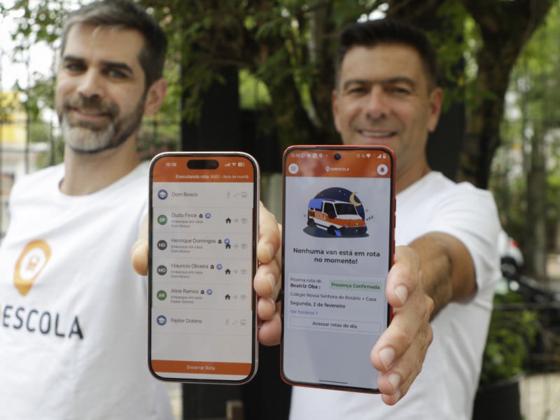 Filipe Borges e Ricardo Silveira, propriet&aacute;rios do VanEscola<br />Foto: FABIOLA CORREA/JC