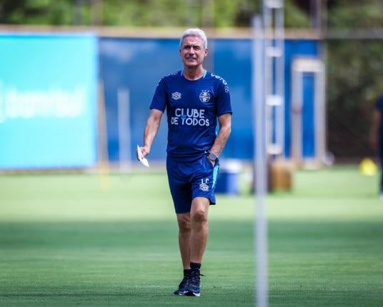 Sem vencer há três jogos, Grêmio terá confronto com Botafogo pelo Brasileirão
