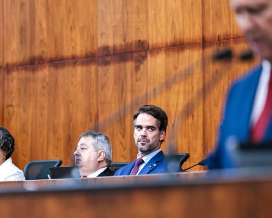 Piso do magistério, causa animal e loteria: os três projetos de Eduardo Leite para o início de 2026 