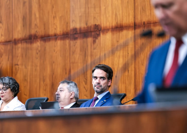 Governador gaúcho participou da cerimônia de posse do presidente da Assembleia Legislativa em 2026